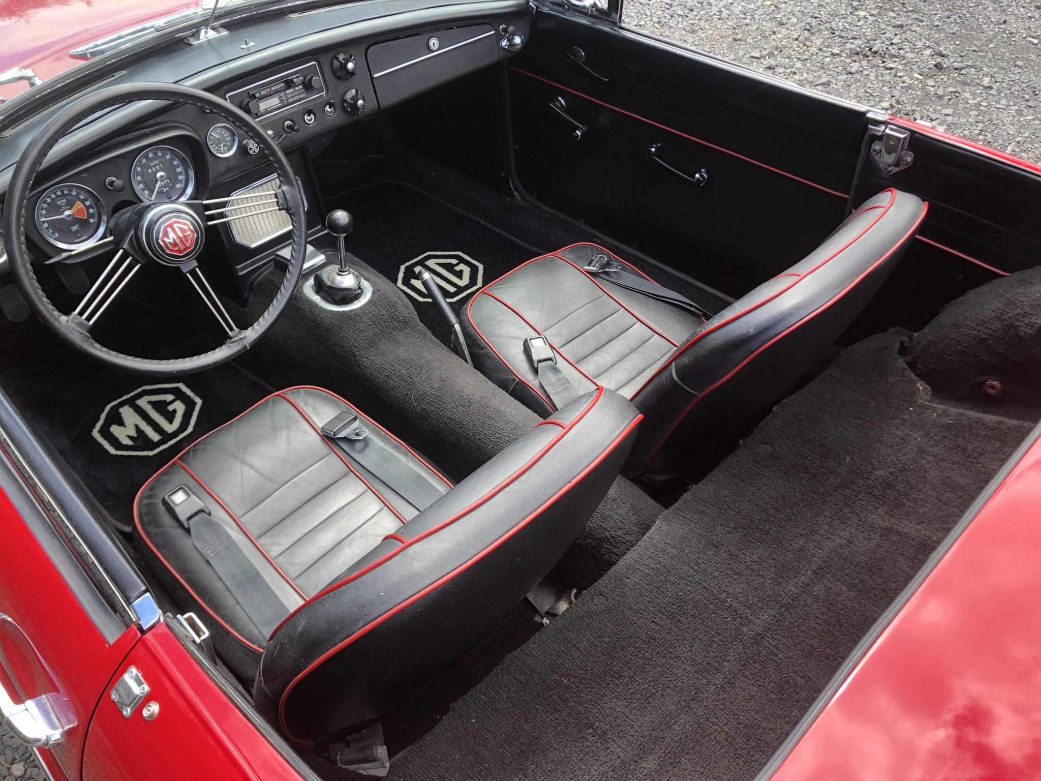 1966 mg mgb roadster