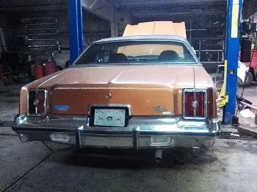 1975 chrysler cordoba 2-door 5.9l