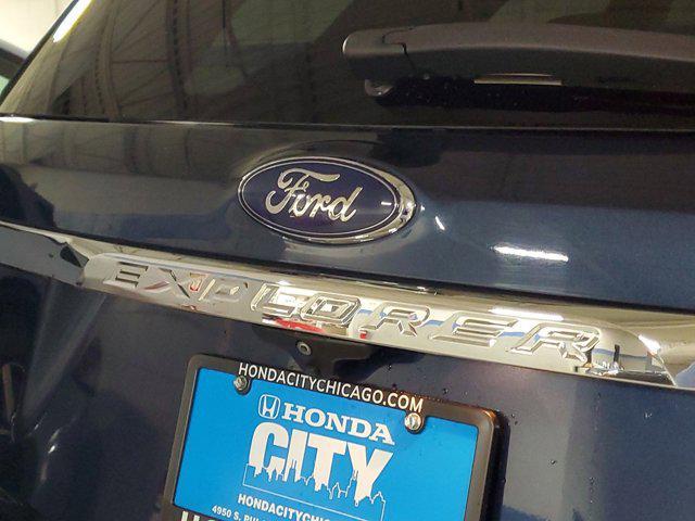 2017 ford explorer base