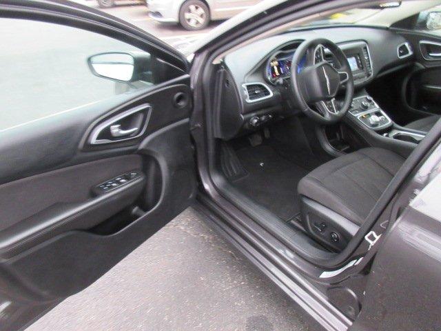 used 2015 chrysler 200 limited somerset, ky 42501 for sale in acorn, kentucky