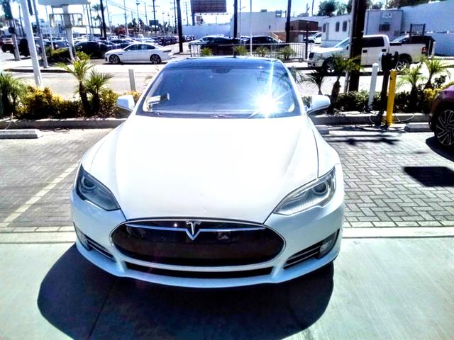 2013 tesla model s base