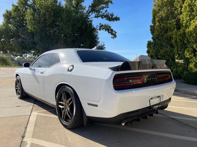 2016 dodge challenger r/t