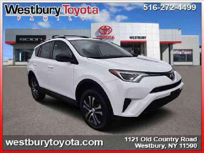 2016 toyota rav4 le in westbury, ny