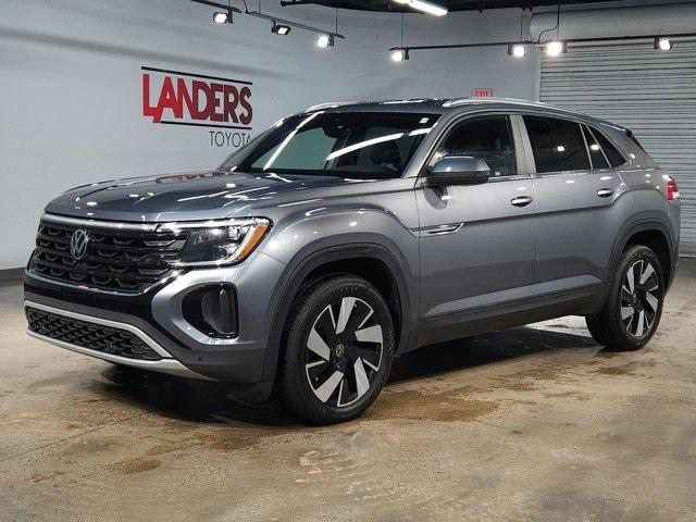2024 volkswagen atlas cross sport 2.0t se w/technology