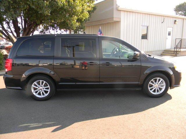 used 2016 dodge grand caravan sxt hutchinson, ks 67502 for sale in hutchinson, kansas