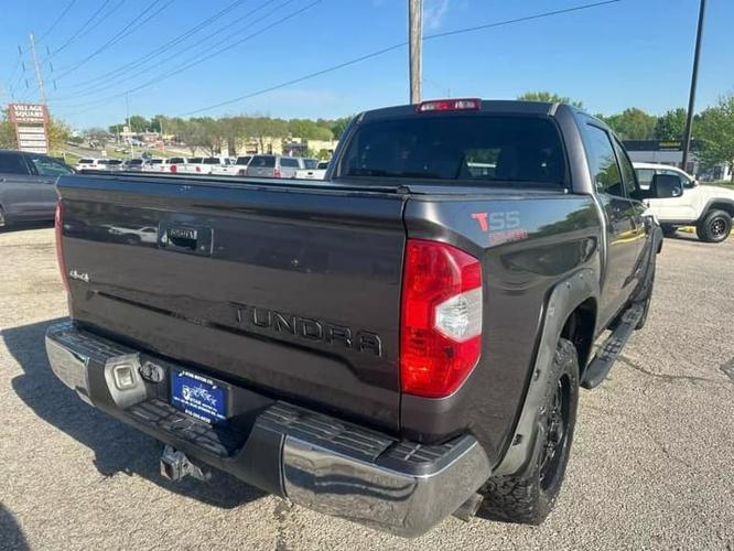 2015 toyota tundra crewmax sr5 pickup 4d 5 1/2 ft in blue springs, missouri