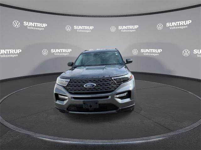 2021 ford explorer xlt