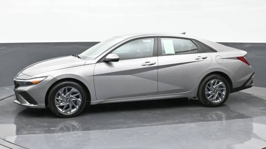 2024 Hyundai Elantra