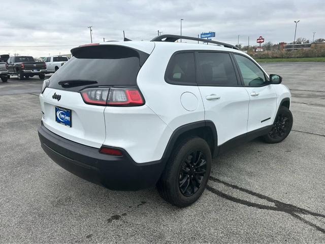2023 jeep cherokee altitude lux