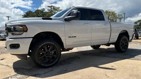 new 2024 ram 2500 big horn crew cab 6'4" box 4wd