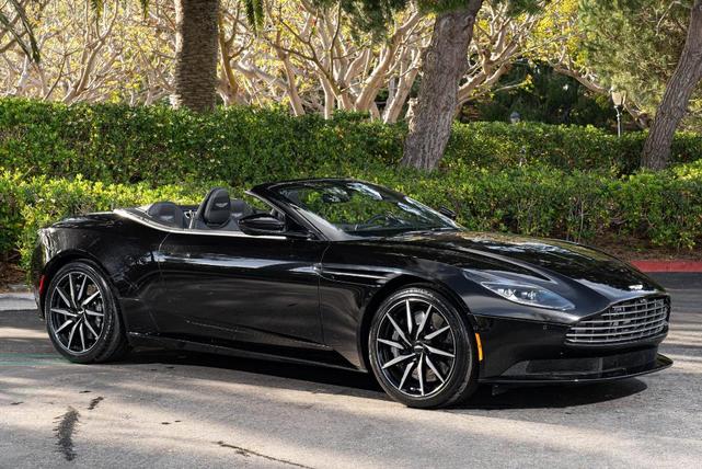 2019 aston martin db11 volante