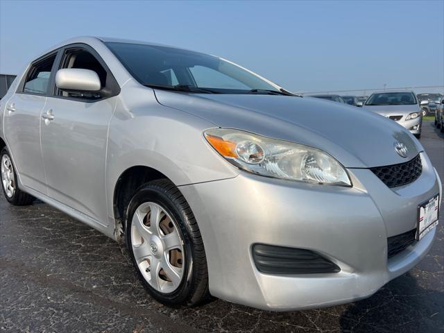 2009 toyota matrix base