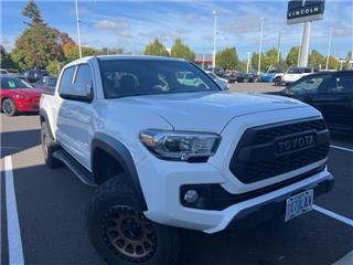 2018 Toyota Tacoma sr5 v6
