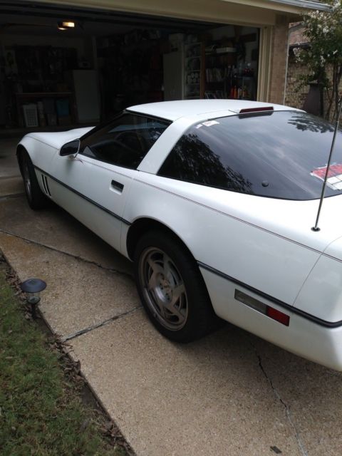 i990 chevrolet corvette