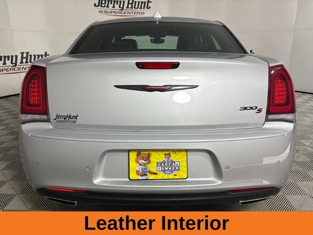 2023 chrysler 300 s
