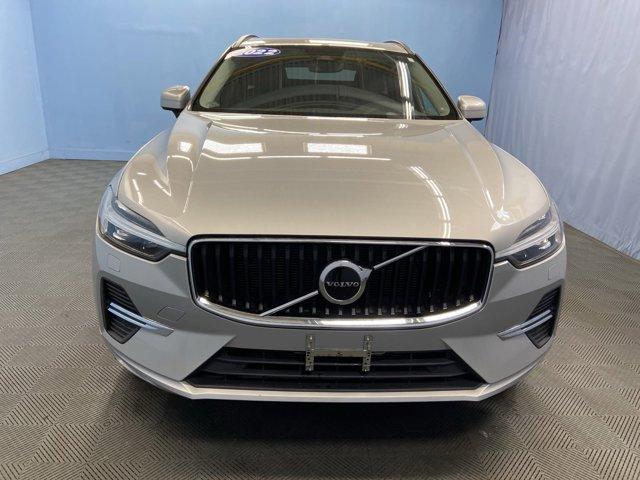 2022 volvo xc60 b5 momentum