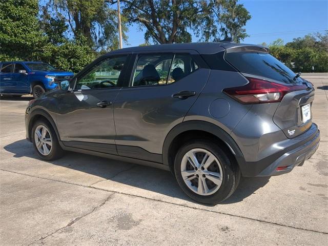 2021 nissan kicks s