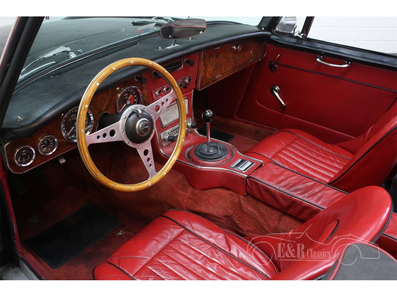 1966 austin-healey 3000 mark iii