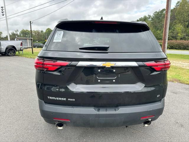 2022 chevrolet traverse lt leather