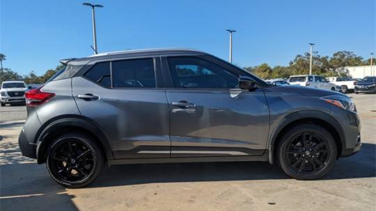 2020 Nissan Kicks