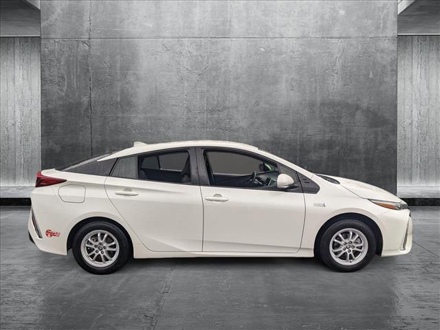 2017 toyota prius prime plus