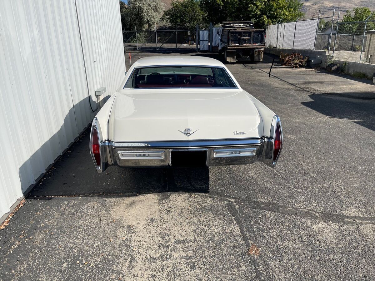 1972 cadillac deville coupe sedan white rwd automatic coupe deville