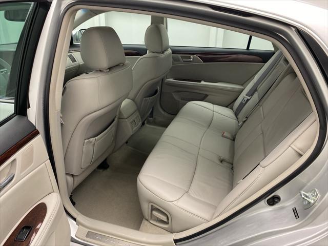 2008 toyota avalon xls