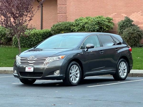 2010 toyota venza in chicago, illinois