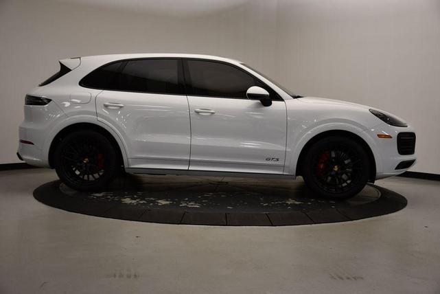 2023 porsche cayenne gts
