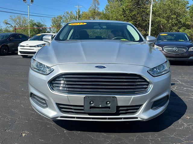 2013 ford fusion se