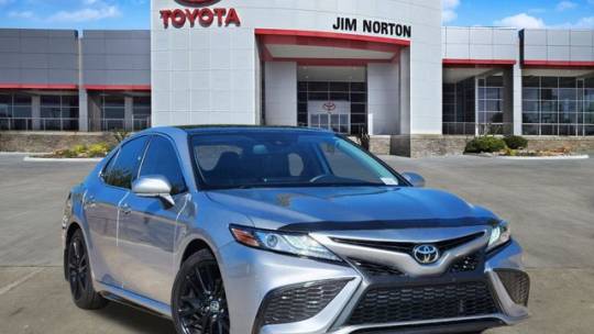 2021 toyota camry xse