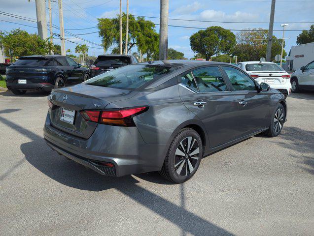 2022 nissan altima 2.5 sv