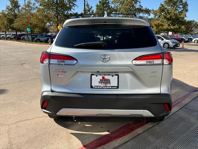 2022 toyota corolla cross le