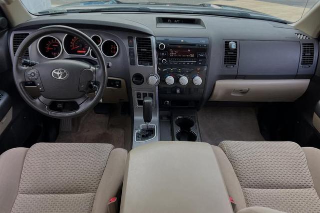 2010 toyota tundra grade