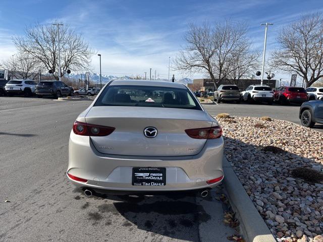 2023 mazda mazda3 fwd w/preferred package