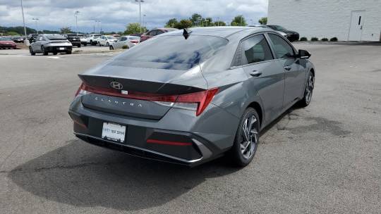 2025 Hyundai Elantra