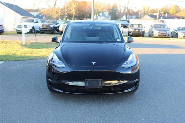 2022 tesla model y performance dual motor all-wheel drive