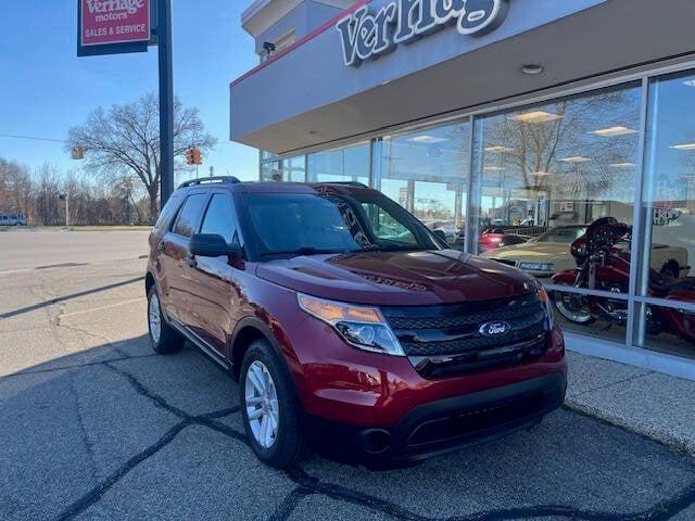 2015 ford explorer base