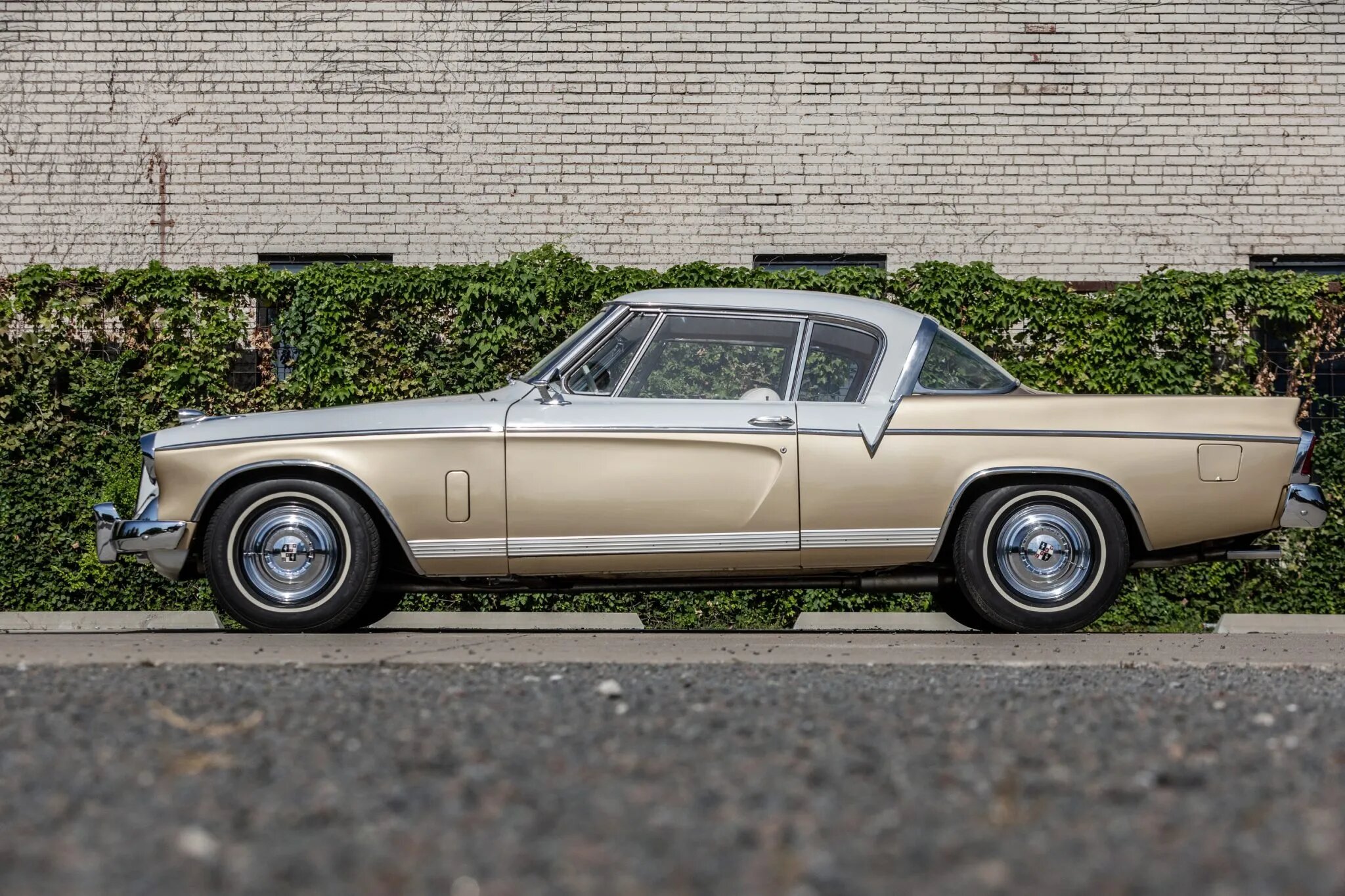 studebaker golden hawk
