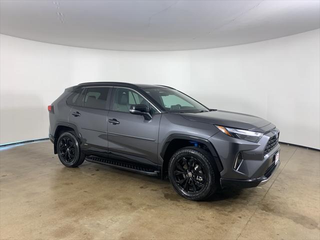 2022 toyota rav4 hybrid se