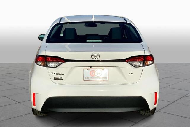 2024 toyota corolla le