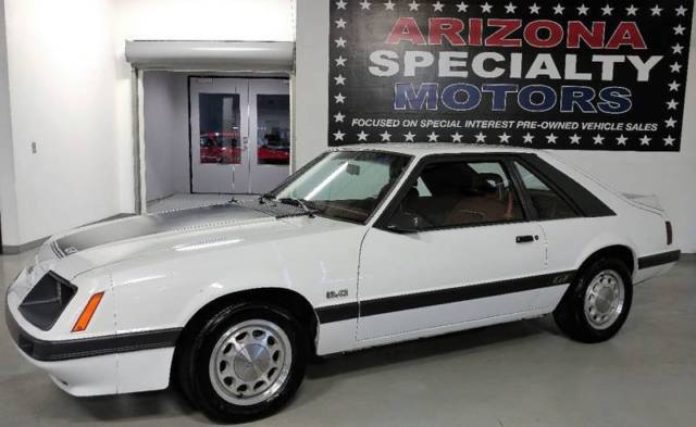 1986 ford mustang, white with 29,711 miles available now!