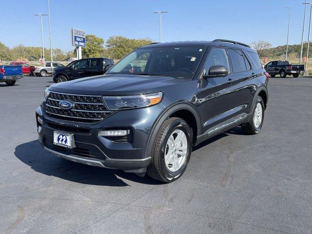 2022 ford explorer xlt