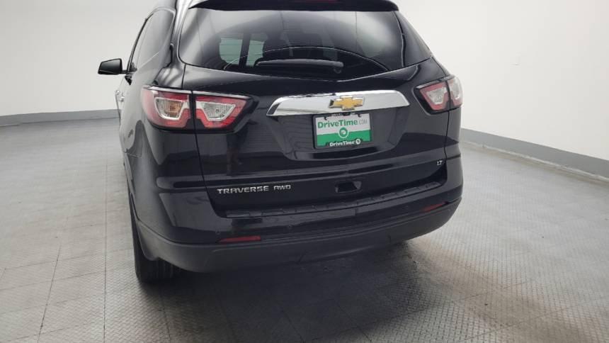 2017 chevrolet traverse lt