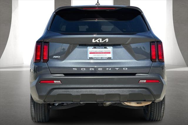 2022 kia sorento lx