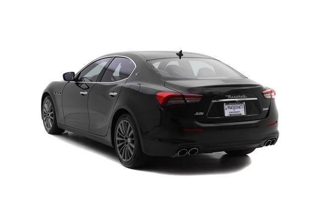 2021 maserati ghibli s q4