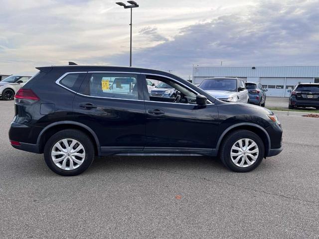 2020 nissan rogue s