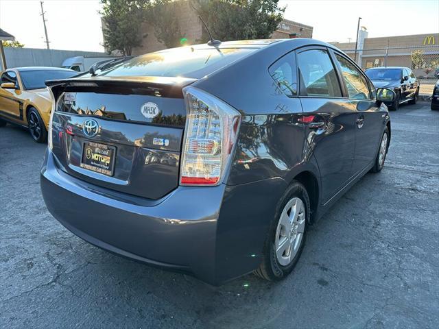 2011 toyota prius iii