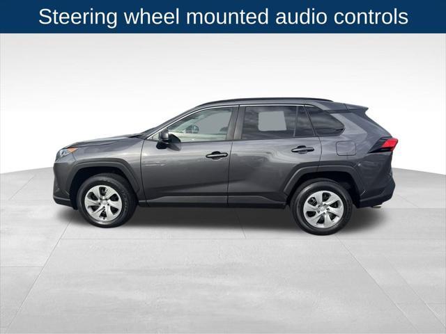 2021 toyota rav4 le