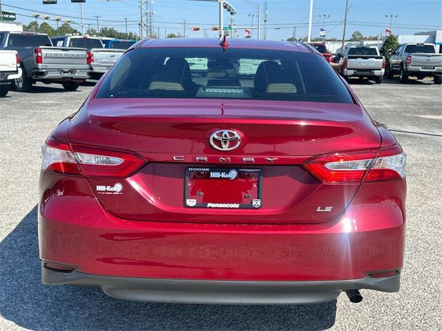 2020 toyota camry le